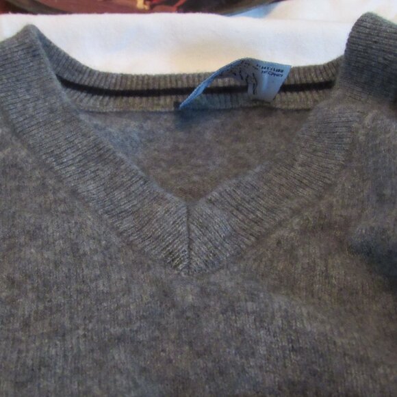 Jeremy Argyle NYC Gray 100% Cashmere Sweater V-Neck Size XL Excellent Condition - Picture 7 of 9